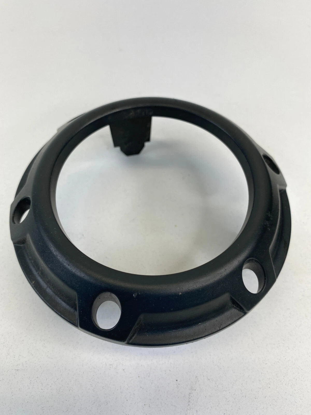 2007-2009 MITSUBISHI OUTLANDER SUV FRONT BUMPER FOG LIGHT LAMP BEZEL 6400A599