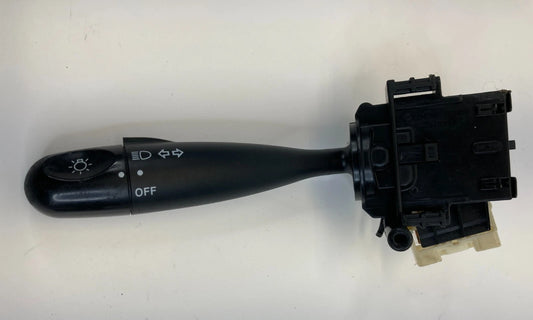 2003-2008 TOYOTA COROLLA MATRIX HEADLIGHT TURN SIGNAL CONTROL SWITCH OEM 173744