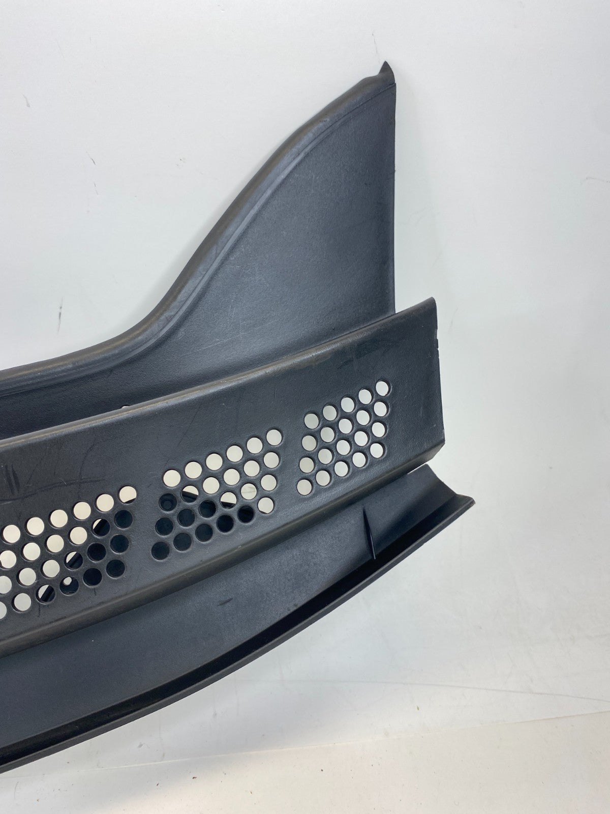 2005-2010 Honda Odyssey Front Windshield Cowl Top Panel Grille 74200-SHJ-A000