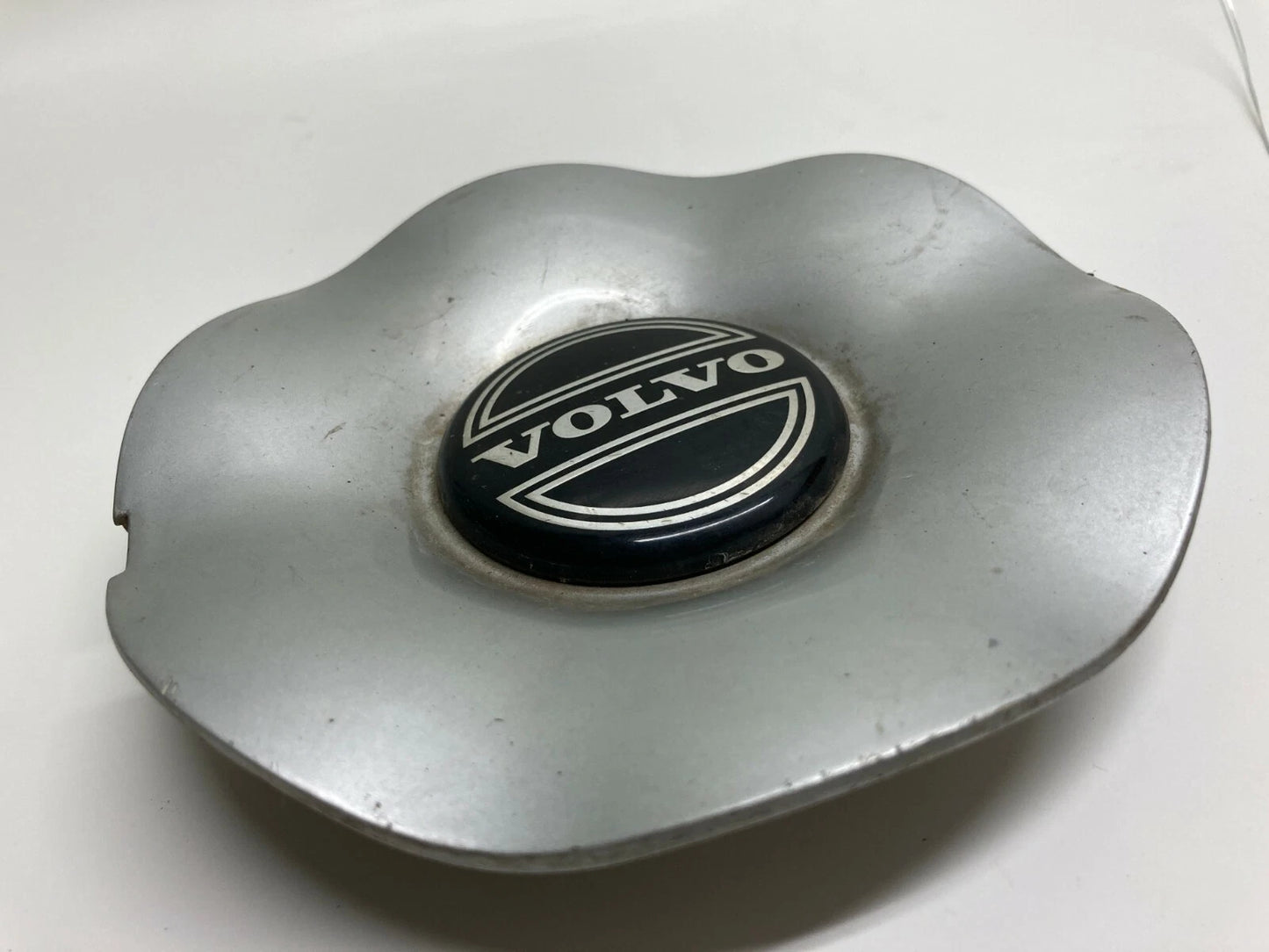 93-97 VOLVO 850 98-00 S70 V70 RIM WHEEL CENTER CAP HUBCAP HUB CAP 3546354 OEM