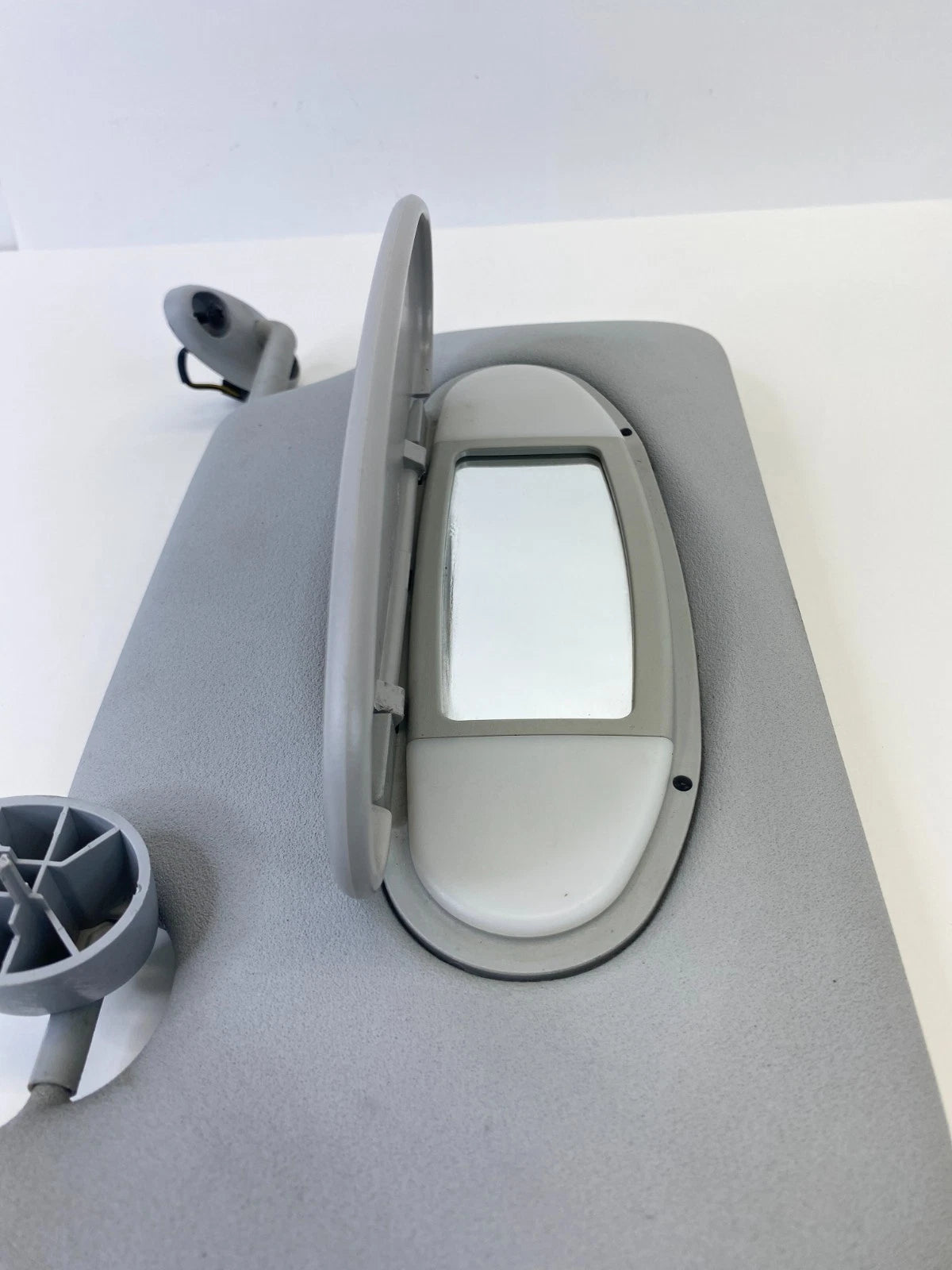 2007-2014 MINI COOPER W SUNROOF RIGHT PASSENGER SIDE SUN VISOR GREY W LIGHTS OEM