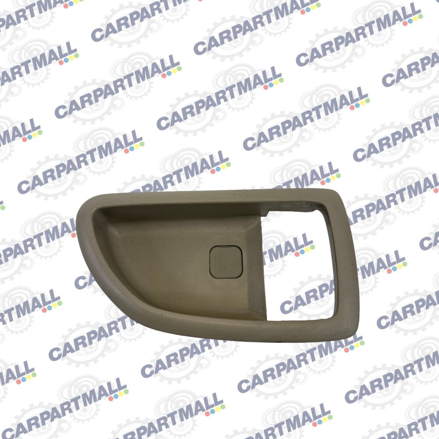 2003-2009 Kia Sorento Rear Right Side Inner Door Handle Bezel Trim 82622-3E000