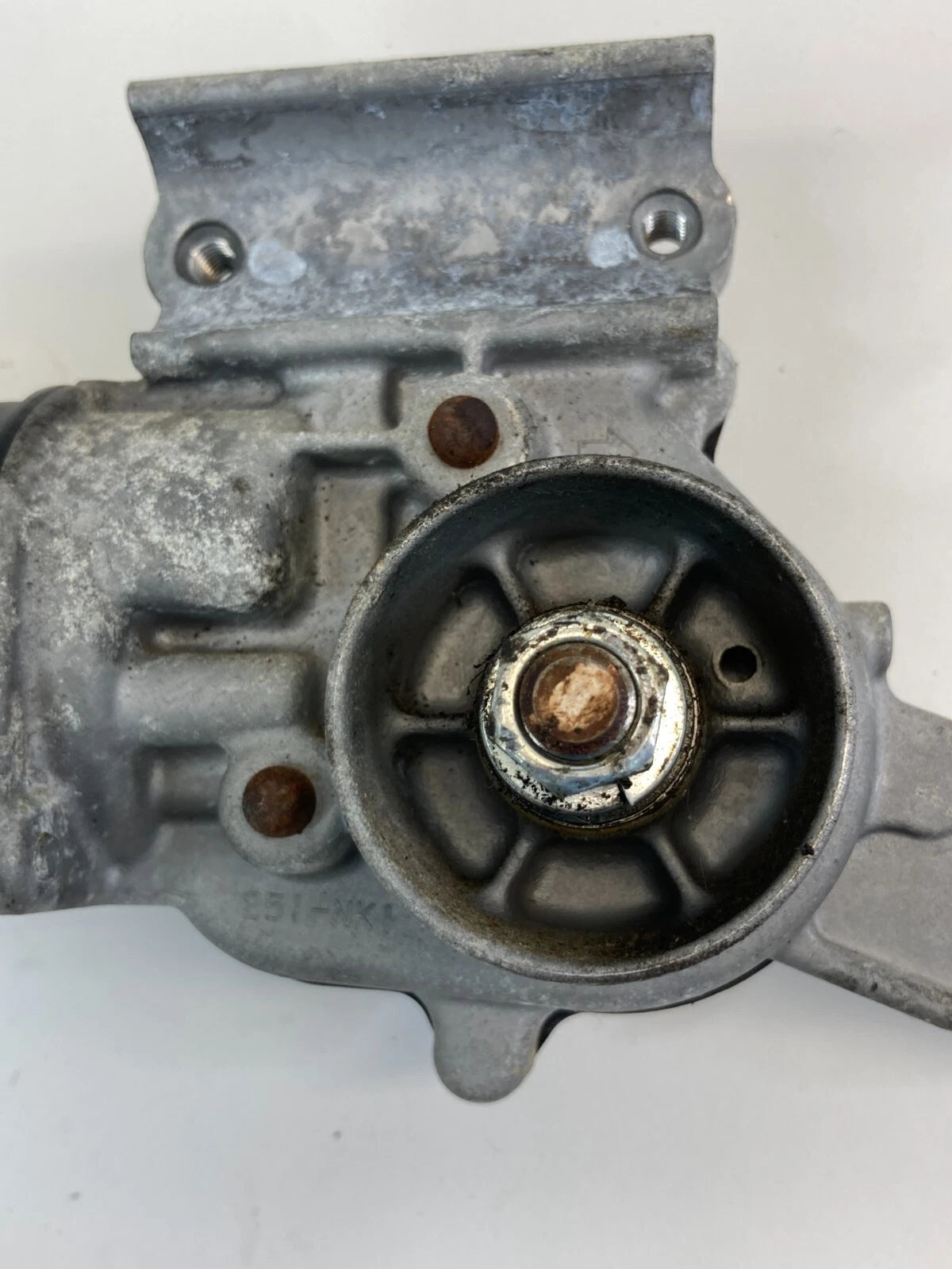 2008-2013 NISSAN ROGUE FRONT WINDSHIELD WIPER MOTOR ASSEMBLY 28810-JM00A OEM
