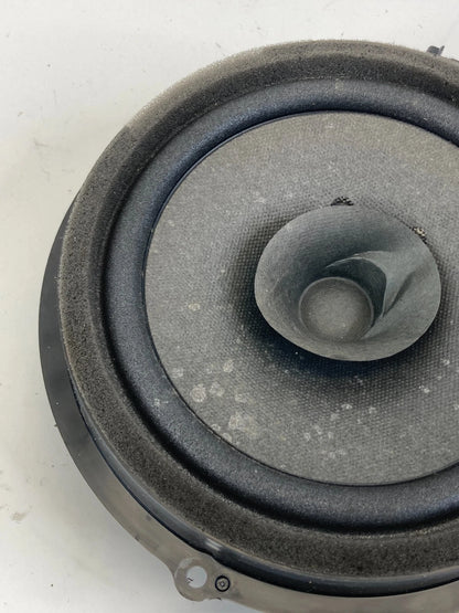 2013-2019 FORD ESCAPE REAR RIGHT DOOR SOUND SYSTEM SPEAKER 8A6T-18808-CC OEM