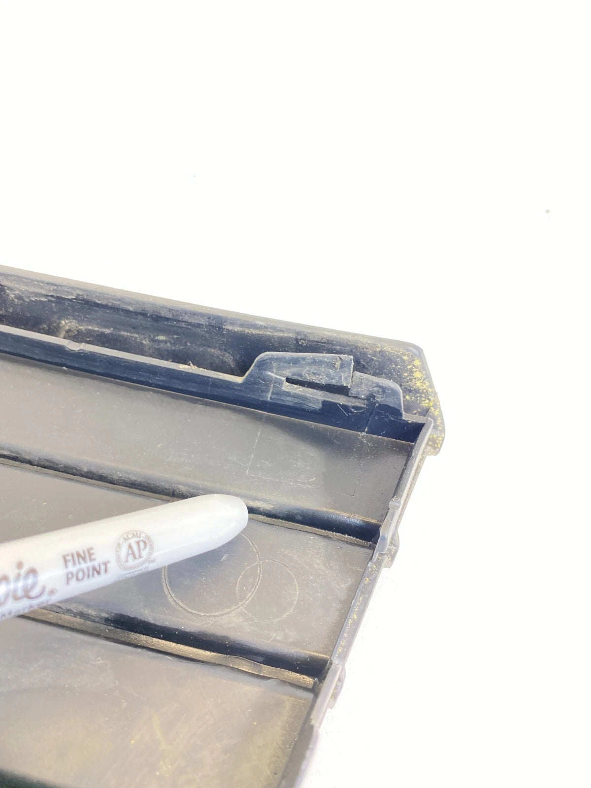 2012 2013 2014 FORD FOCUS FRONT BUMPER LOWER CENTER GRILL GRILLE BM51-17K945 OEM