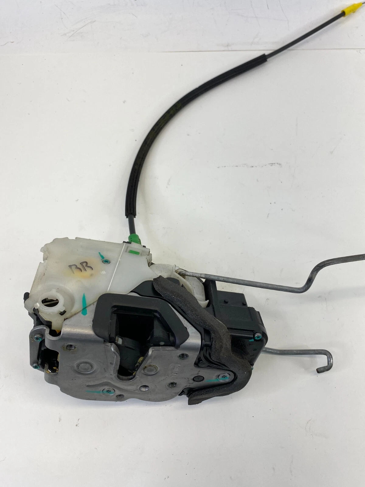 2010-2016 CADILLAC SRX REAR RIGHT DOOR LOCK LATCH ACTUATOR RELEASE 13503784 OEM