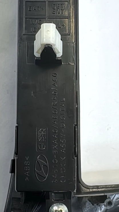 14-16 HYUNDAI ELANTRA CENTER DASH RADIO TRIM CLOCK BEZEL PANEL 94510-3XAA0 OEM