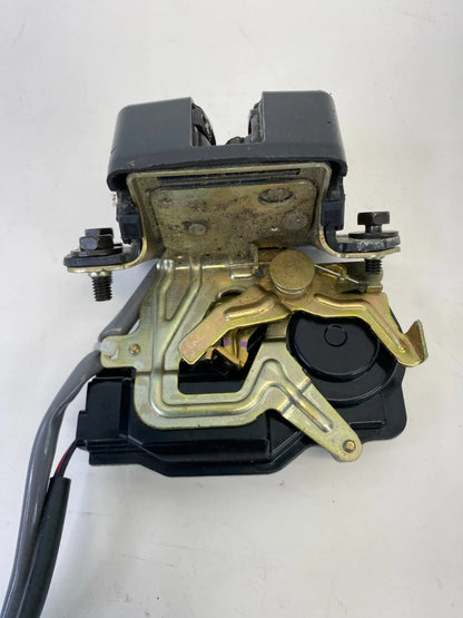 2004-2010 TOYOTA SIENNA MANUAL LIFTGATE LATCH LOCK ACTUATOR HATCH RELEASE OEM