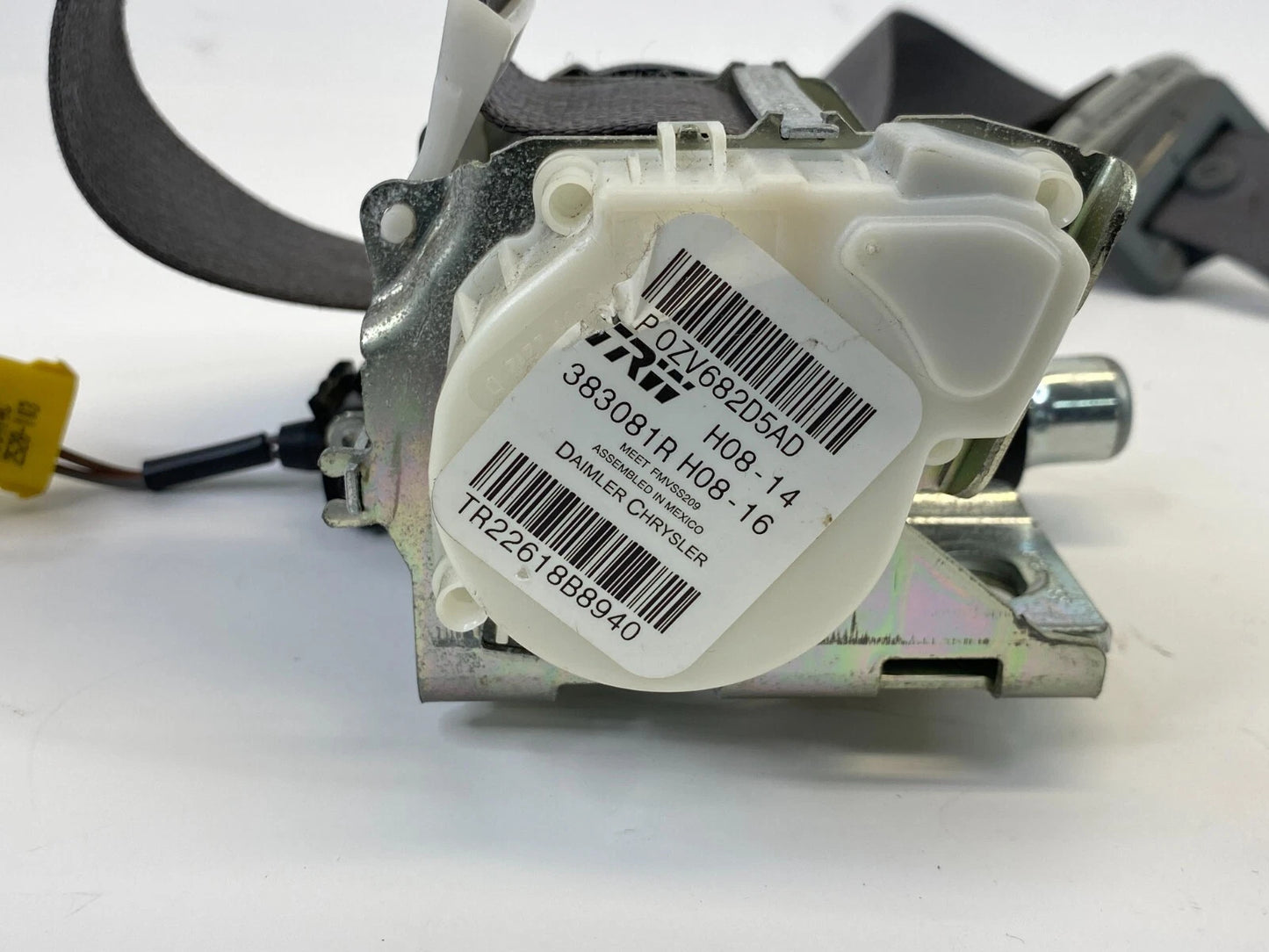 2009 2010 VOLKSWAGEN ROUTAN FRONT RIGHT SIDE SEAT BELT RETRACTOR P0ZV682D5AD