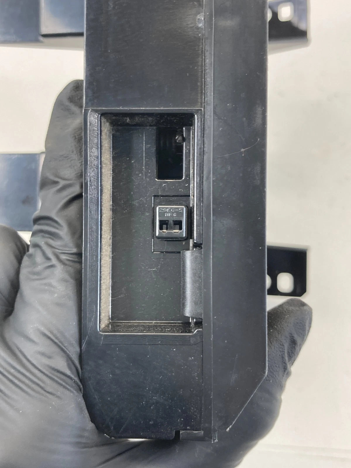 2011-2017 NISSAN QUEST DASH CONSOLE SLIDING CUP HOLDER 68430-1JB0A OEM