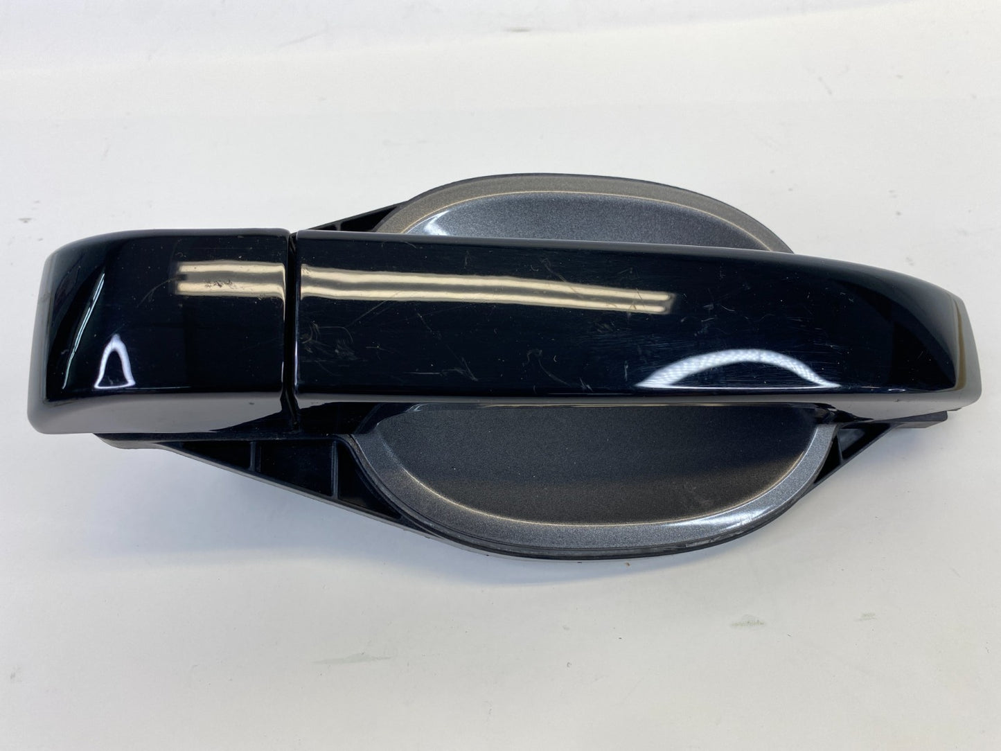 2003-2008 Land Rover Range Rover Rear Right Side Exterior Door Handle Assembly