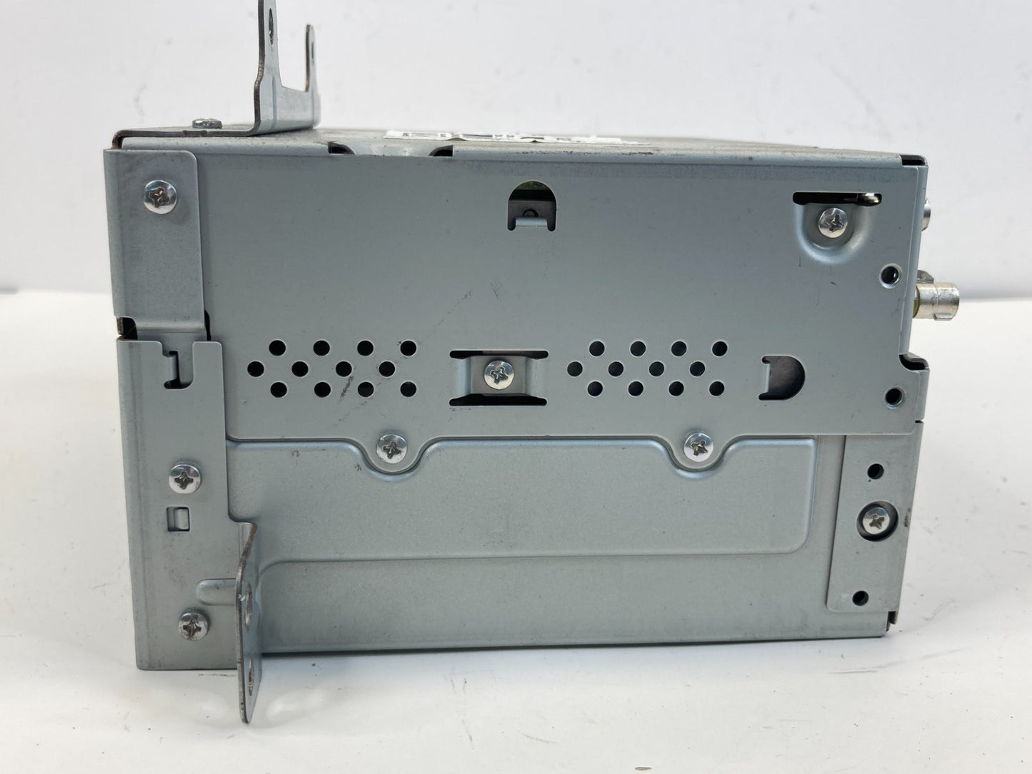 2010 10 GMC Terrain AM /FM CD MP3 Radio Receiver Assembly 20854719 OEM