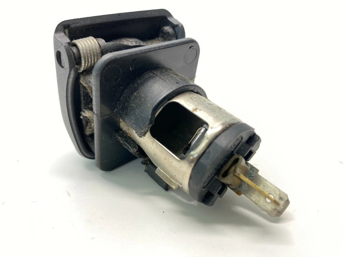 2002-2005 BMW 745I 745LI FRONT DASH POWER OUTLET SUPPLY PLUG SWITCH OEM