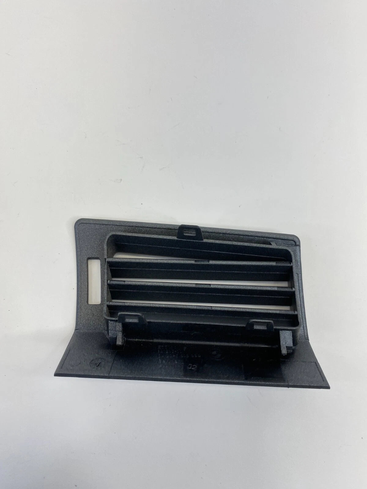 2002-2005 BMW 745I 745LI B PILLA LEFT AIR VENT GRILLE COVER TRIM 64226913339 OEM