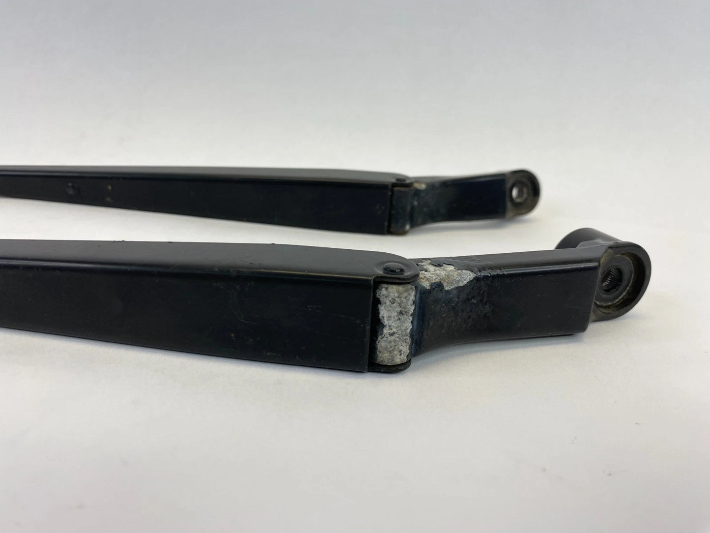 2000-2006 TOYOTA TUNDRA 01-07 SEQUOIA FRONT WINDSHIELD WIPER ARM PAIR SET OEM