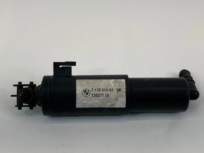 2006 BMW 330I 325I 325XI FRONT LEFT HEADLIGHT WASHER NOZZLE LH 7179311-01 OEM