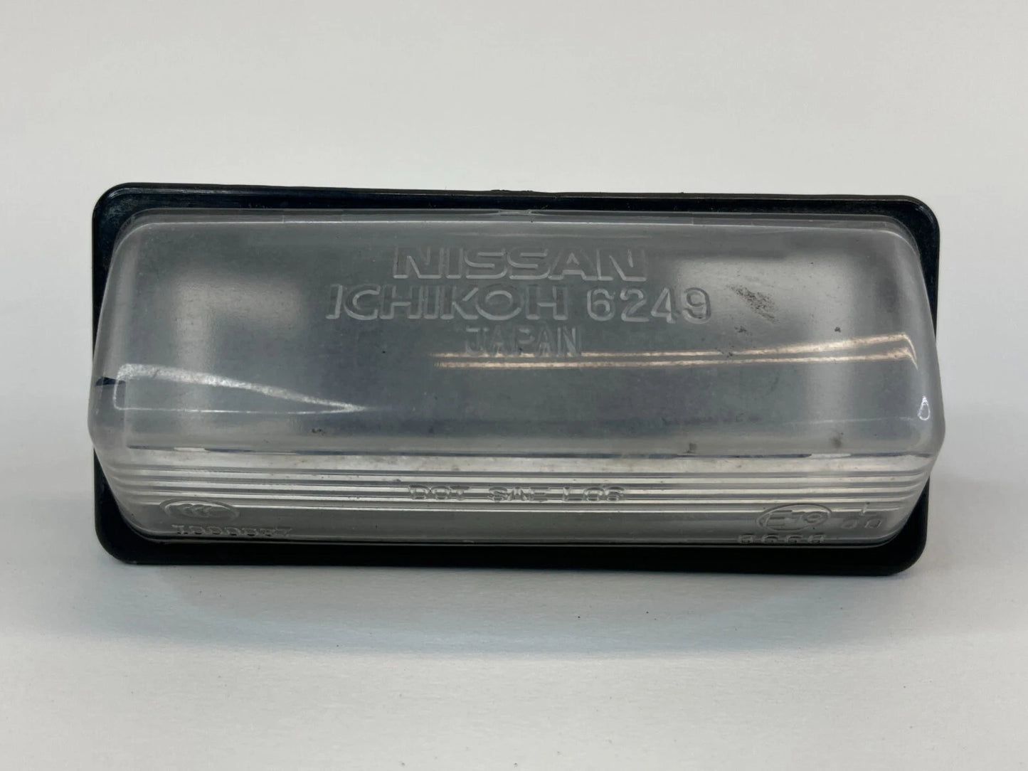 2008-2013 NISSAN ROGUE 13-19 SENTRA REAR TRUNK LICENSE PLATE LIGHT LAMP OEM
