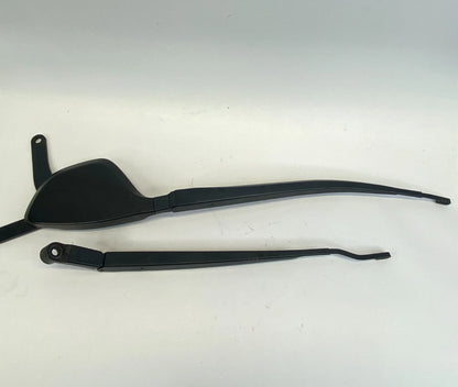 2004-2009 TOYOTA PRIUS FRONT LEFT AND RIGHT WINDSHIELD WIPER ARM PAIR SET OEM