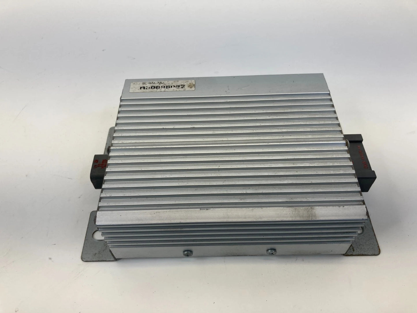 03 04 05 LINCOLN NAVIGATOR SOUND SYSTEM POWER AMPLIFIER UNIT 3W1T-18C808-AD OEM