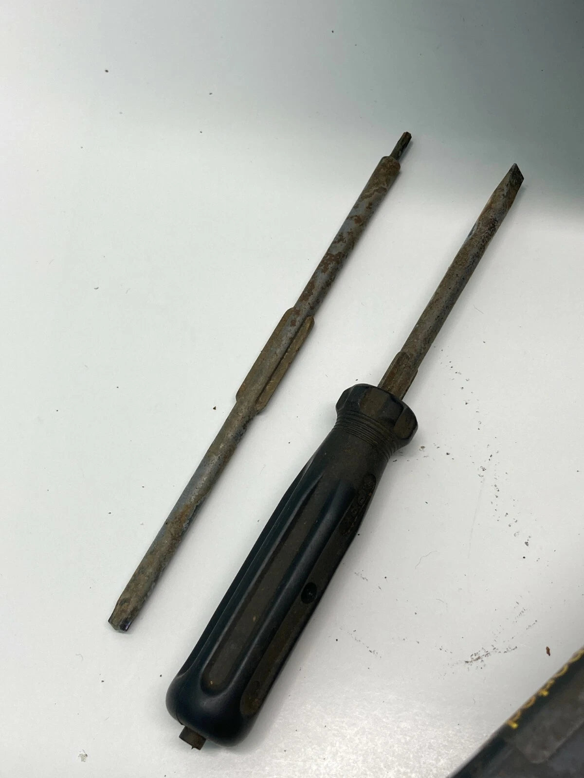 2005-2011 SAAB 9-3 SEDAN SPARE TIRE EMERGENCY JACK & TOOL KIT ASSY 13162851 OEM