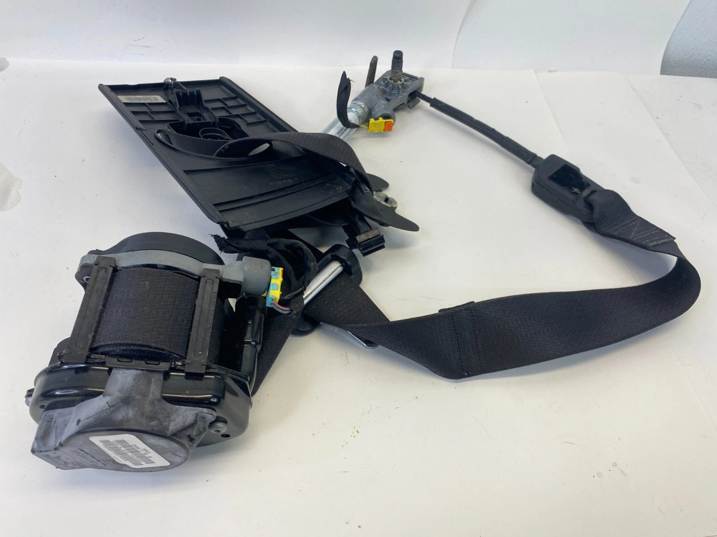 2013 14 2015 DODGE DART FRONT LEFT DRIVER SEAT BELT RETRACTOR P1SV73DX9AD OEM