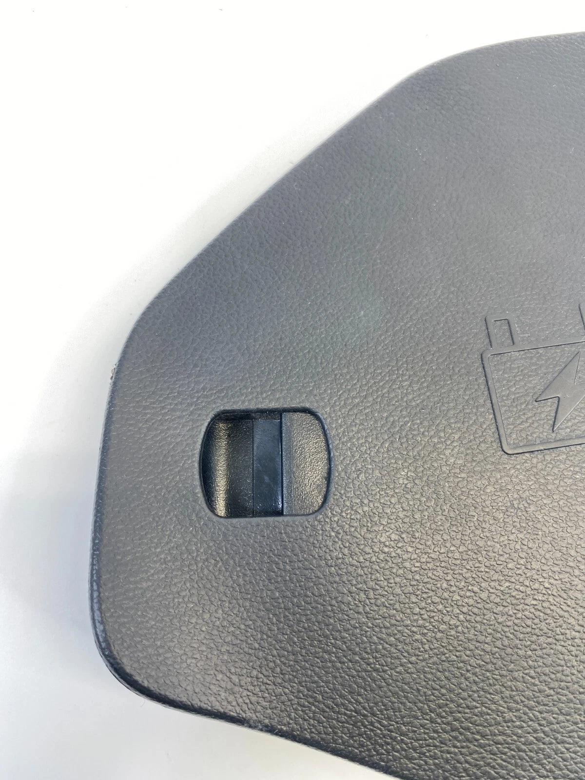 2012-2015 CHEVROLET CAPTIVA SPORT 2.4L L4 DASH FUSE BOX COVER TRIM PANEL