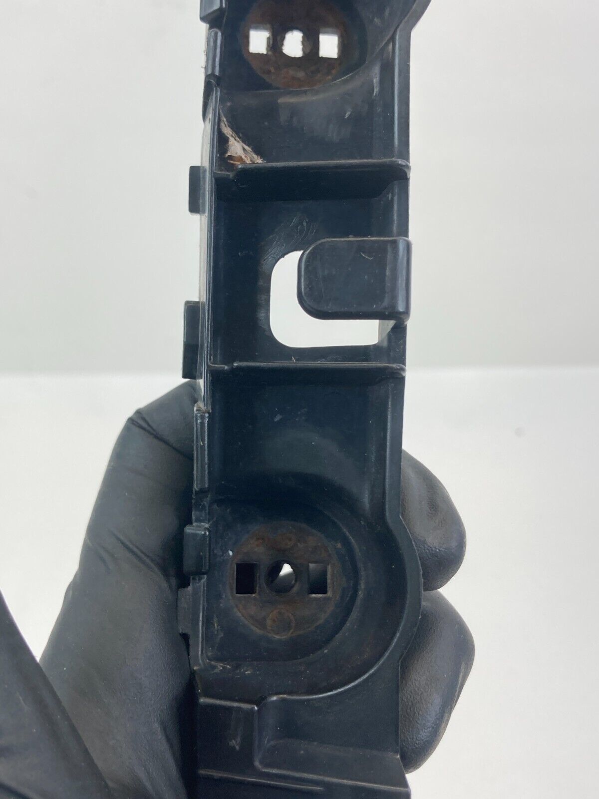 2007-2012 Nissan Altima Sedan Front Left Side Bumper Bracket 62221-JA000 OEM