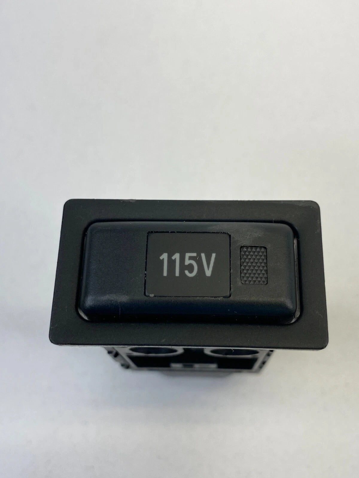 2000-2004 TOYOTA AVALON AC 115V POWER INVERTER CONTROL SWITCH BUTTON 157998 OEM