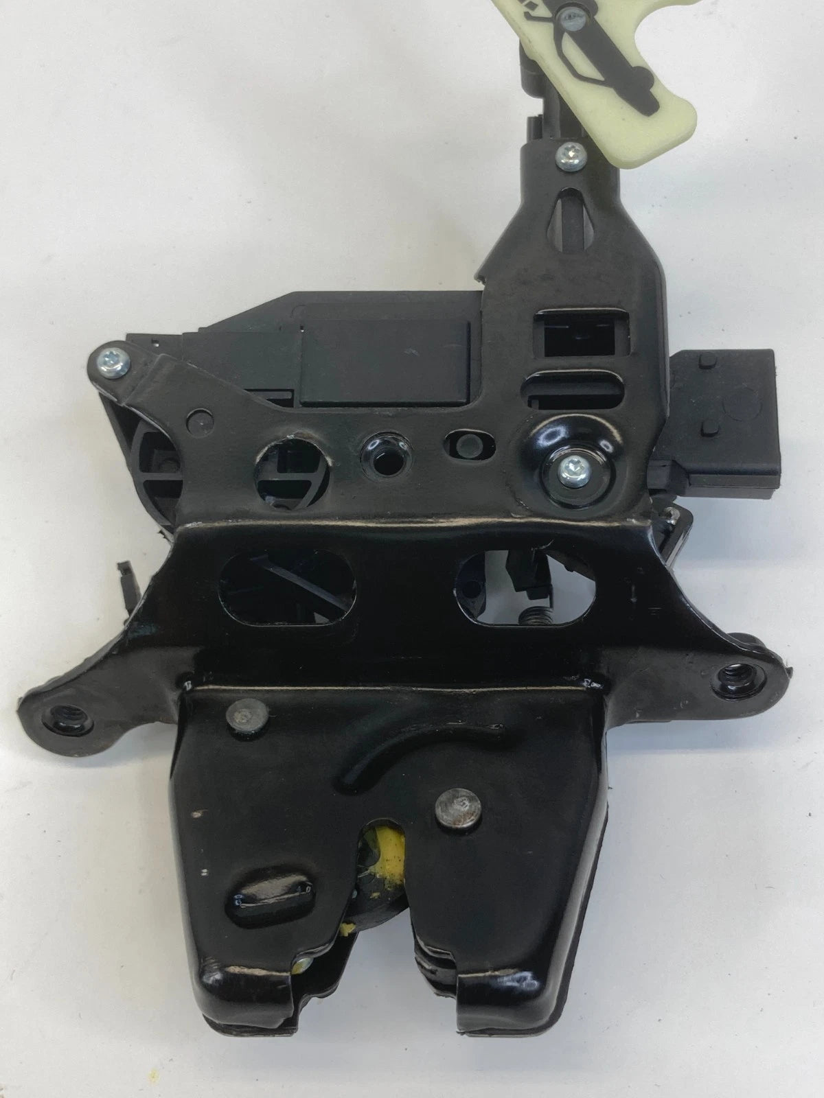 05-12 CHEVROLET MALIBU REAR TRUNK LID LOCK LATCH RELEASE ACTUATOR 16888274 OEM