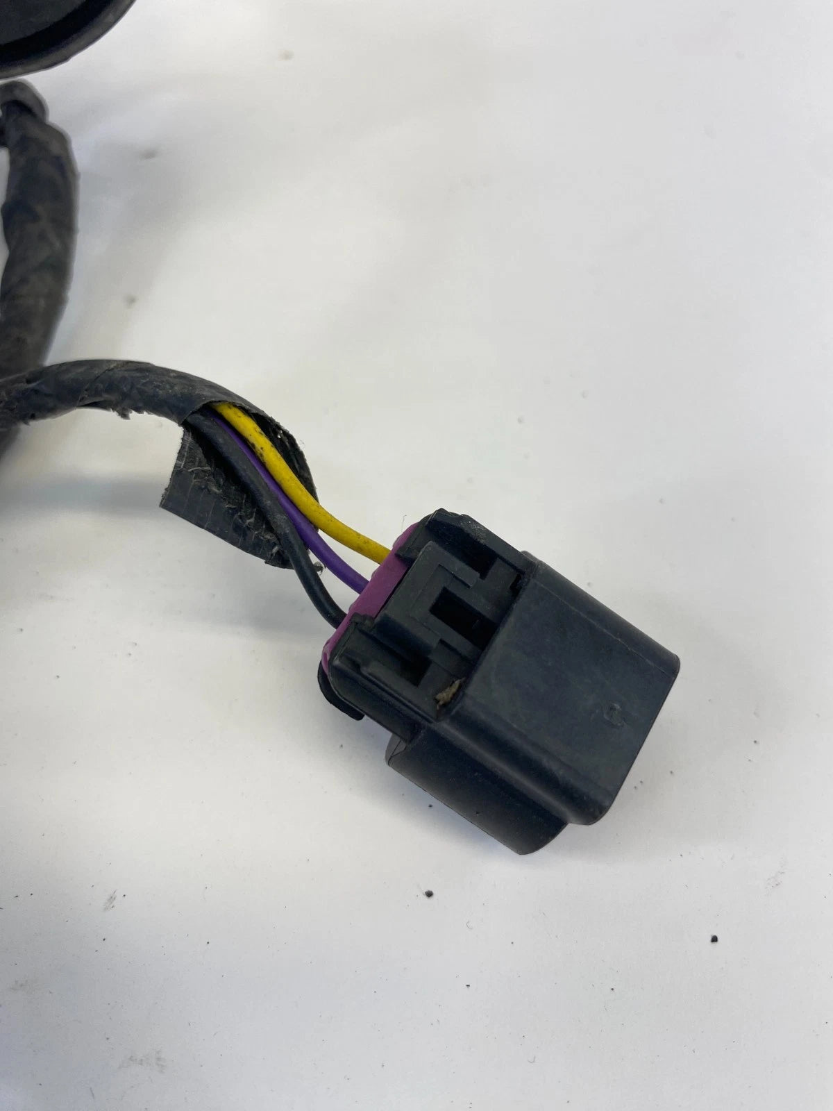 2008-2012 BUICK ENCLAVE LEFT DRIVER TAILLIGHT WIRE WIRING HARNESS PLUG PIGTAIL