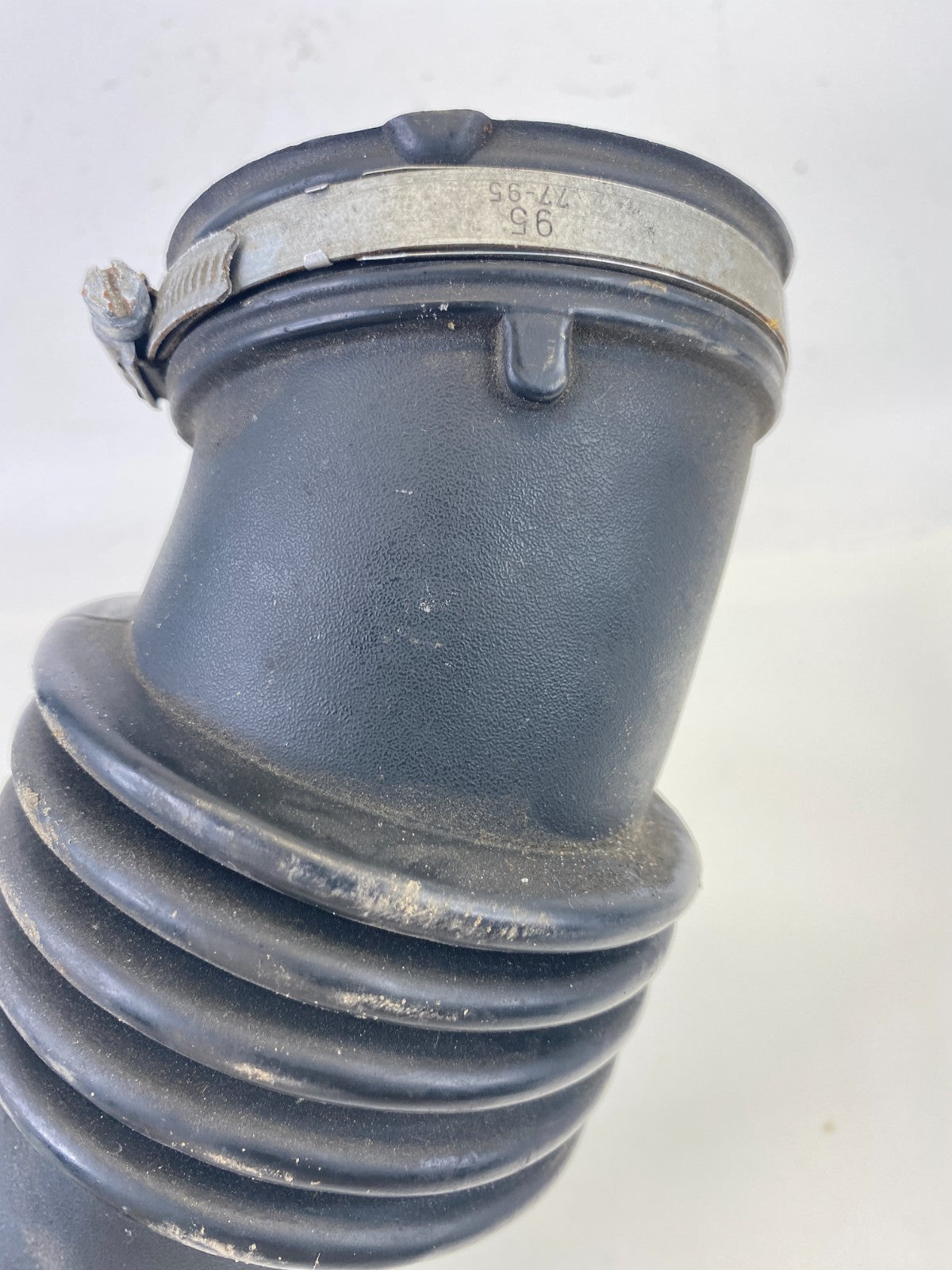 09-11 Jaguar XF 4.2L RWD Air Intake Cleaner Hose Pipe Duct Tube 6R839R504AA OEM