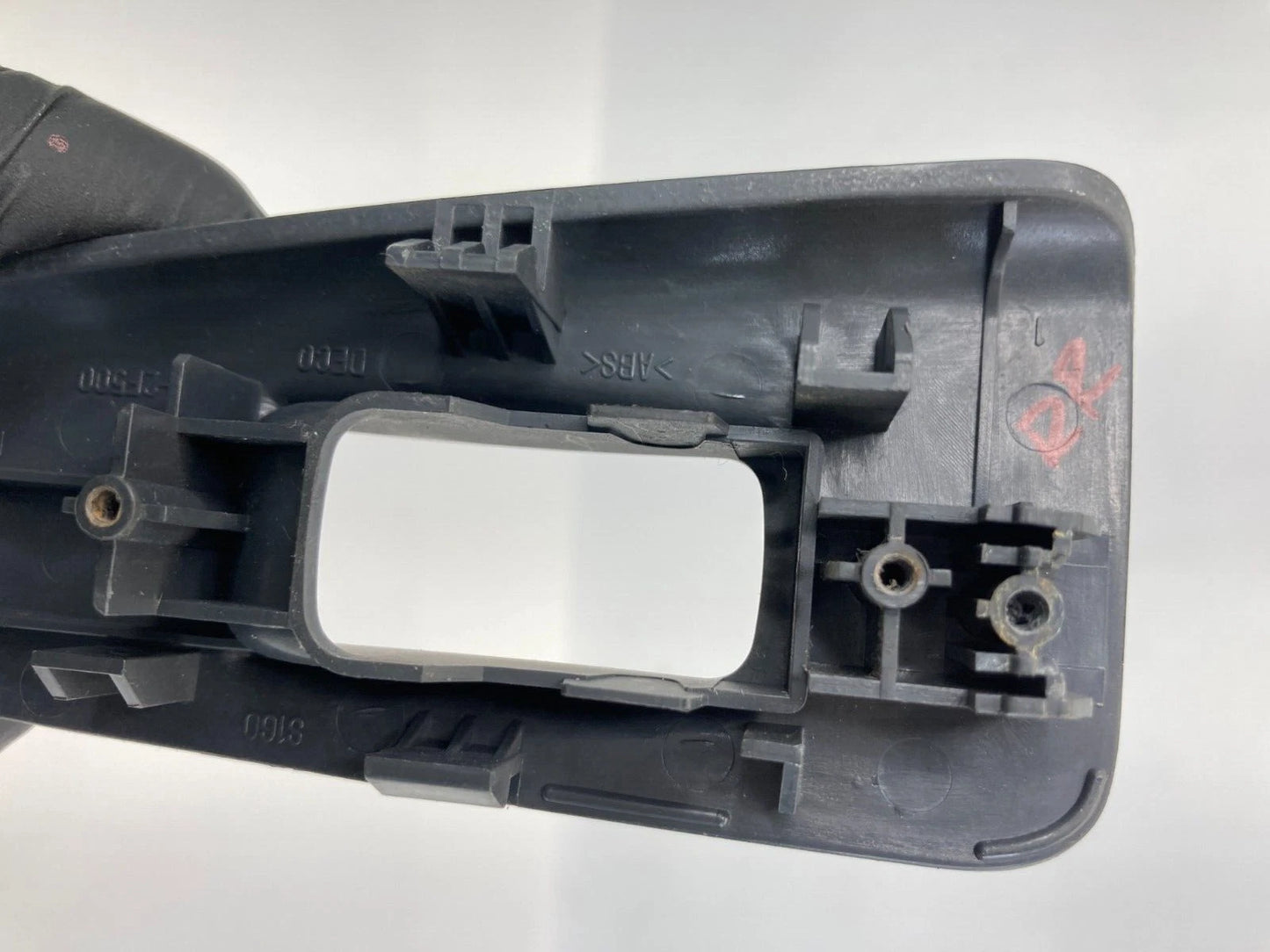 2004-2009 KIA SPECTRA REAR RIGHT DOOR WINDOW SWITCH BEZEL TRIM 3580-2F500 OEM