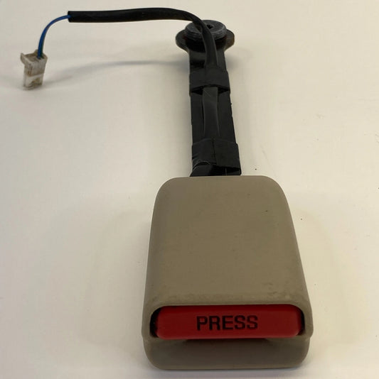 2013-2020 NISSAN PATHFINDER FRONT LEFT DRIVER SEAT BELT BUCKLE OEM