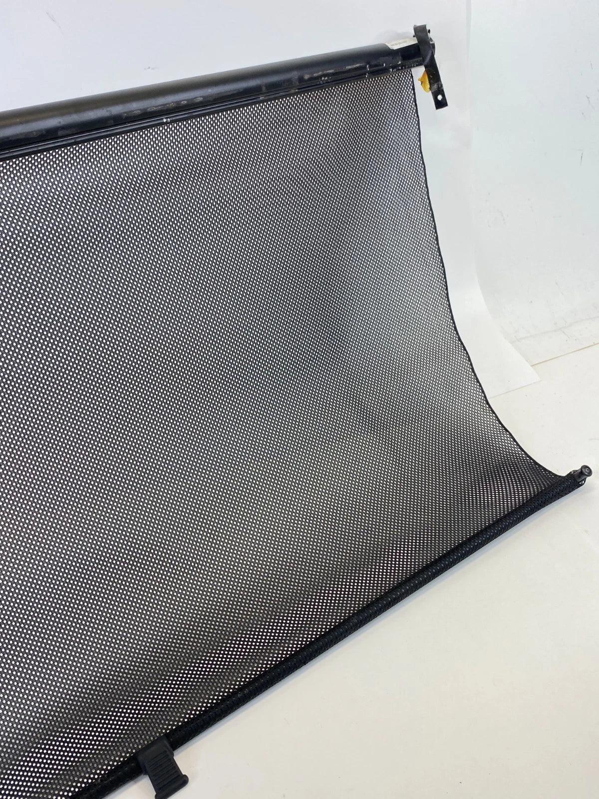 1999-2004 AUDI A6 QUATTRO REAR DOOR WINDOW SUN SHADE BLIND 4B9-861-325 OEM