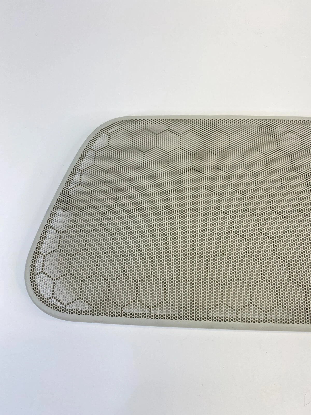 2003 2004 2005 SAAB 9-3 93 REAR SHELF RIGHT SPEAKER GRILLE COVER TRIM 12788309