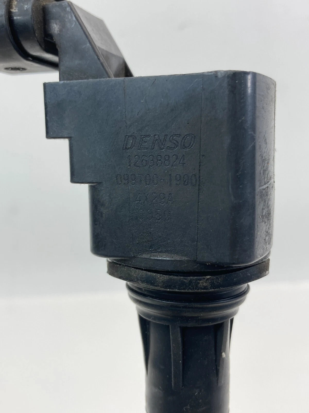 2010-2017 CHEVROLET EQUINOX 2.4L L4 ENGINE IGNITION IGNITER COIL 12638824 OEM