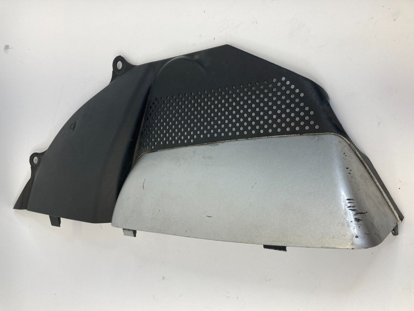 06-08 Lexus RX400h Front Hybrid Inverter Converter Trim Lid Cover 53796-48010