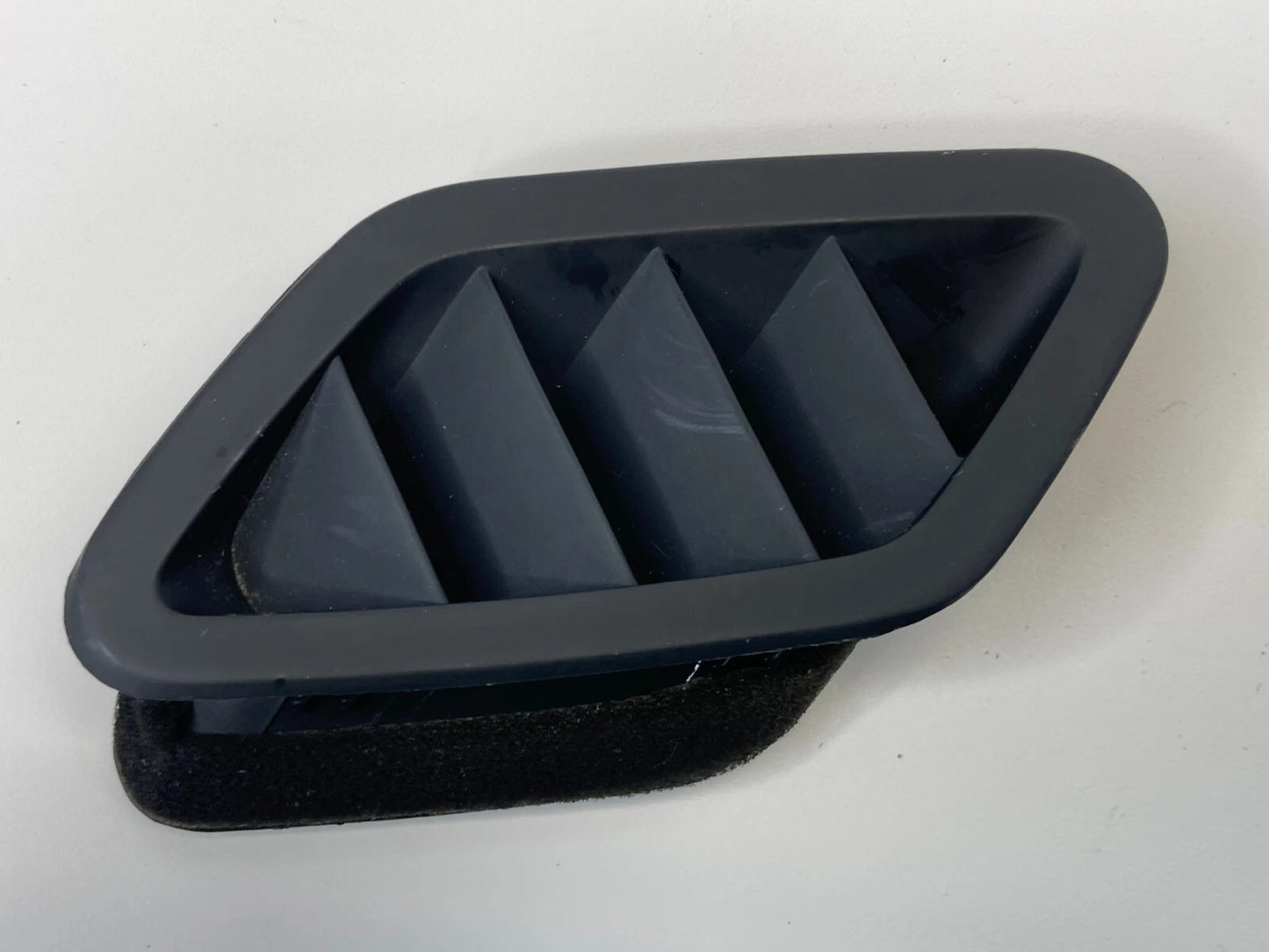 11-13 KIA OPTIMA LEFT DRIVER DASH AC AIR VENT DEFROSTER GRILLE TRIM 97383-2T100