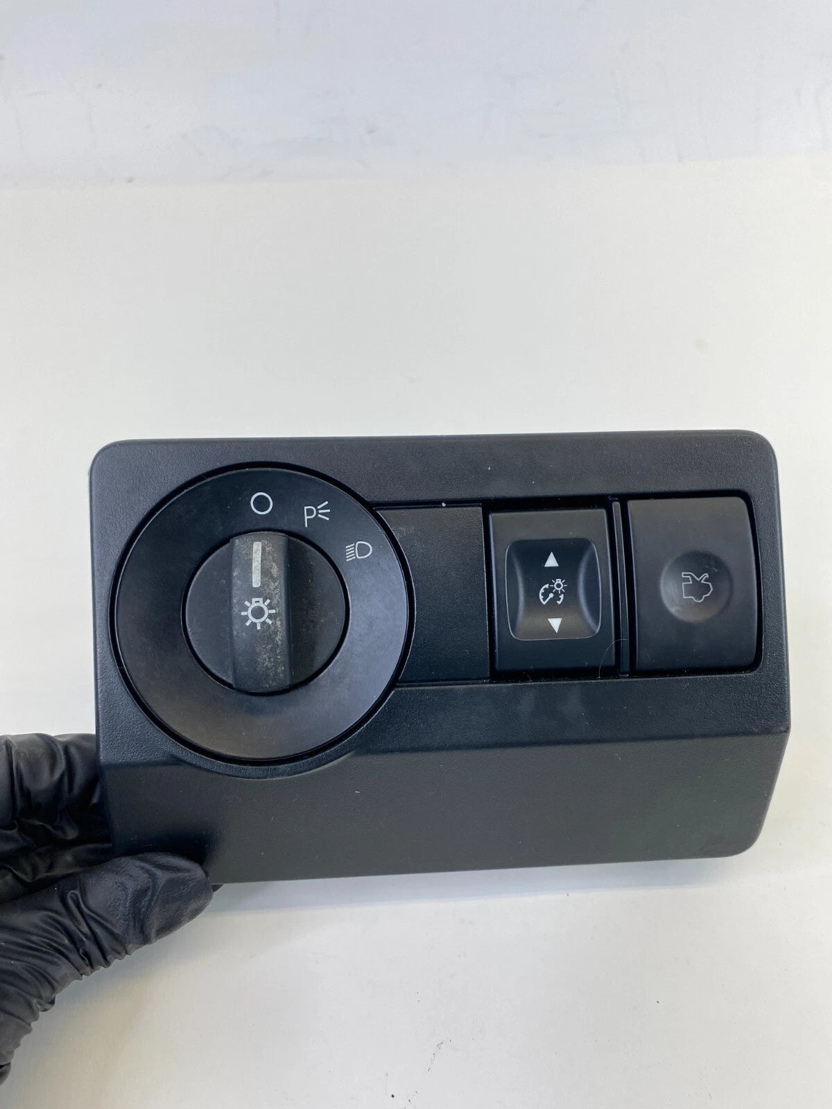 2010-2012 FORD FUSION HEADLIGHT DIMMER TRUNK RELEASE SWITCH ASSEMBLY OEM