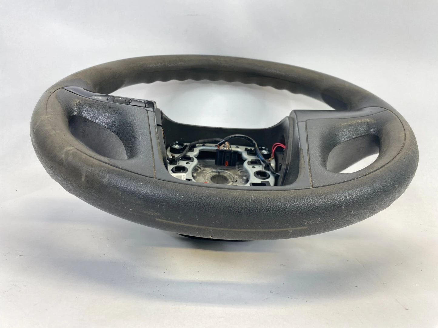 2010 2011 CHEVROLET EQUINOX STEERING WHEEL W/ CRUISE CONTROL BLACK OEM
