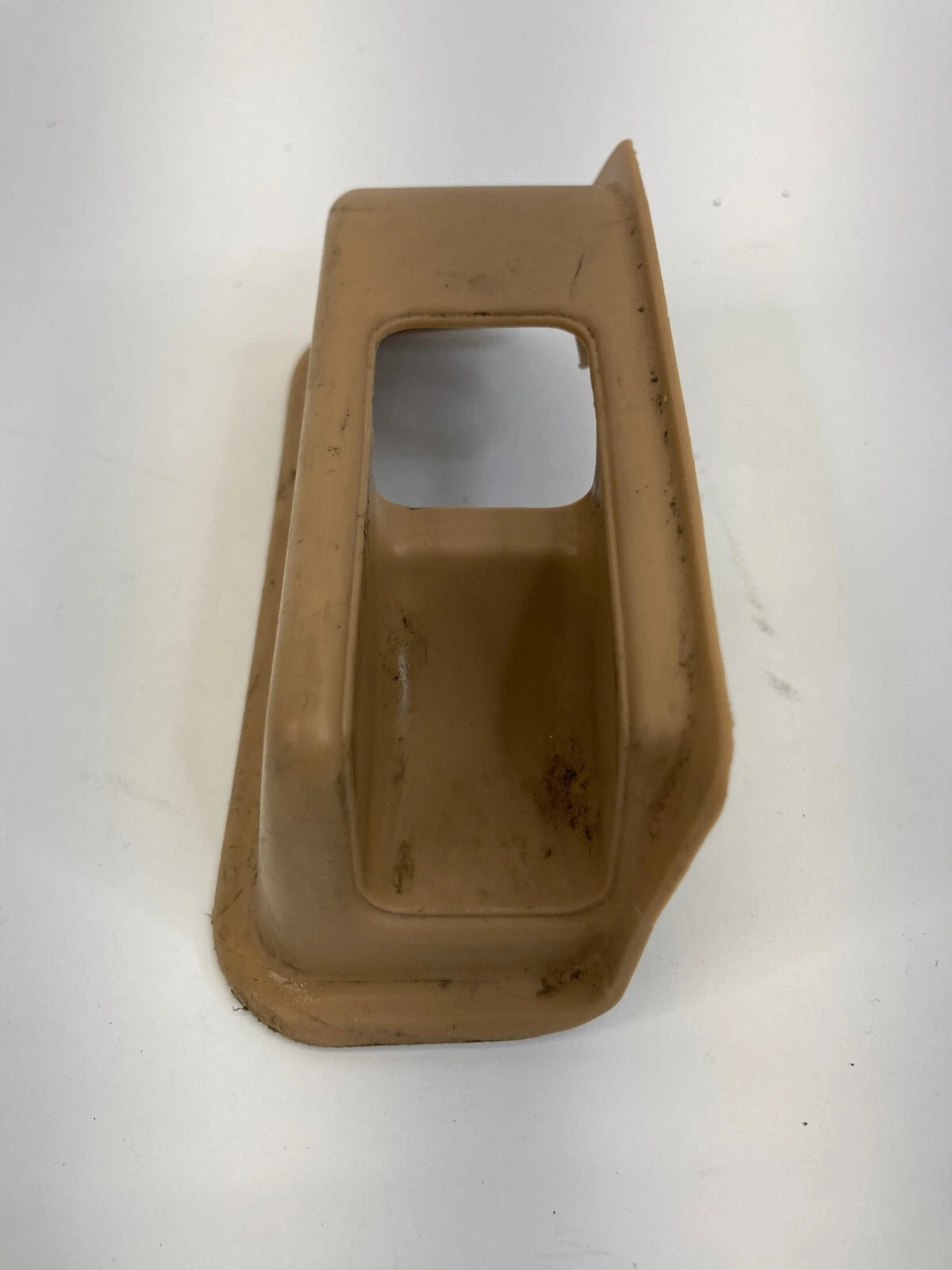 2004 2005 2006 ACURA TL TRUNK GAS DOOR OPENER RELEASE LEVER TRIM COVER OEM