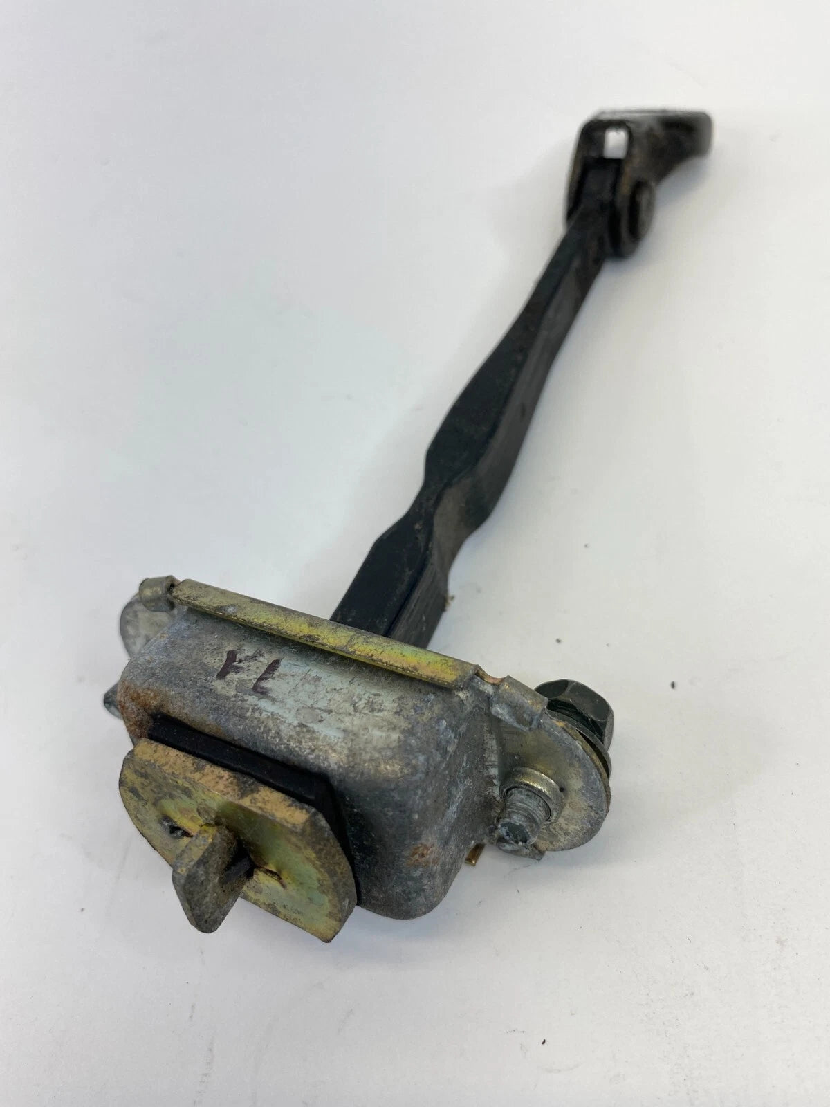2004-2008 NISSAN MAXIMA REAR LEFT BACK SIDE DOOR CHECK STOP STOPPER HINGE DETENT