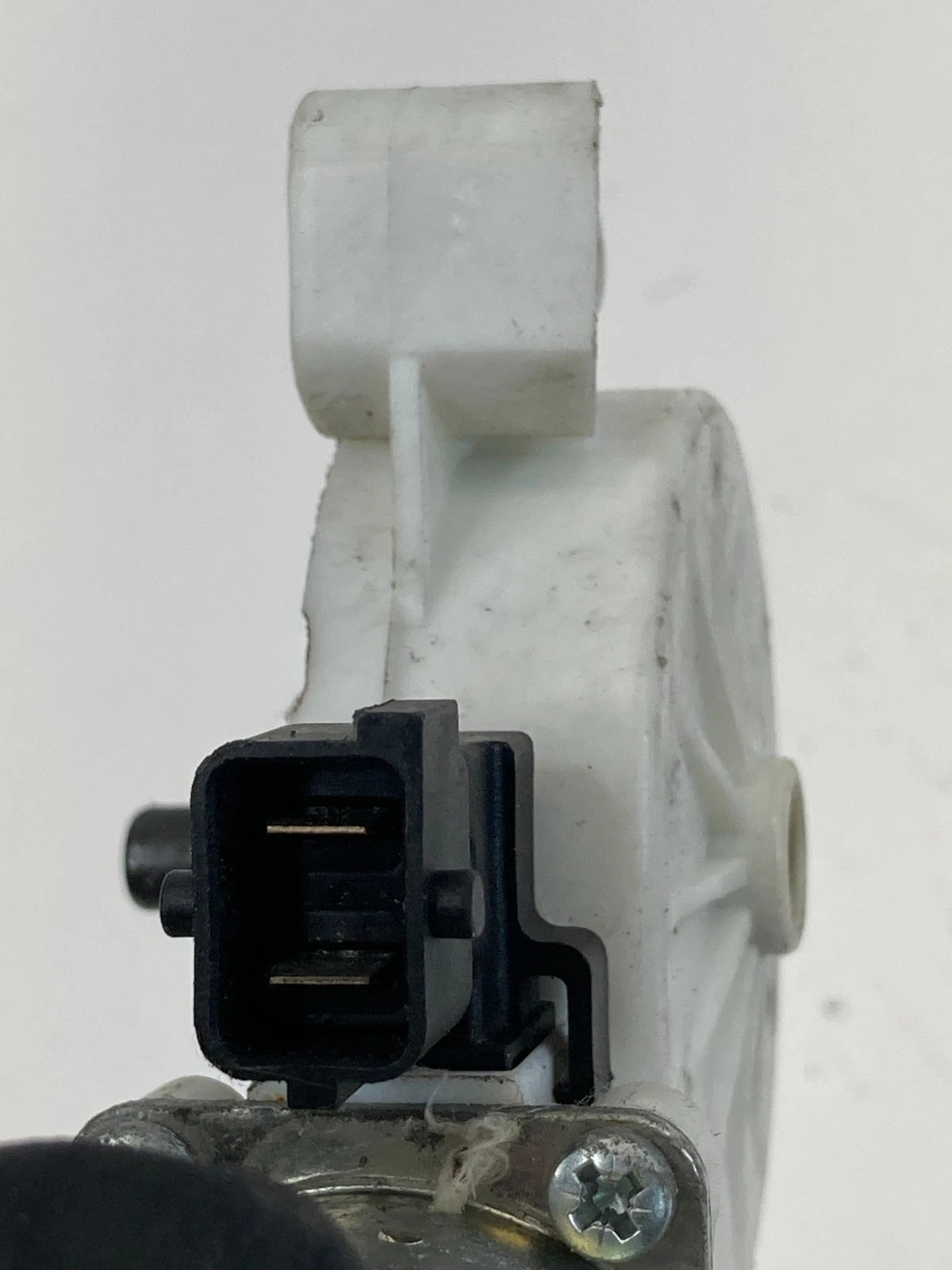 2003-2011 SAAB 9-3 REAR LEFT DRIVER SIDE DOOR WINDOW MOTOR ASSEMBLY OEM