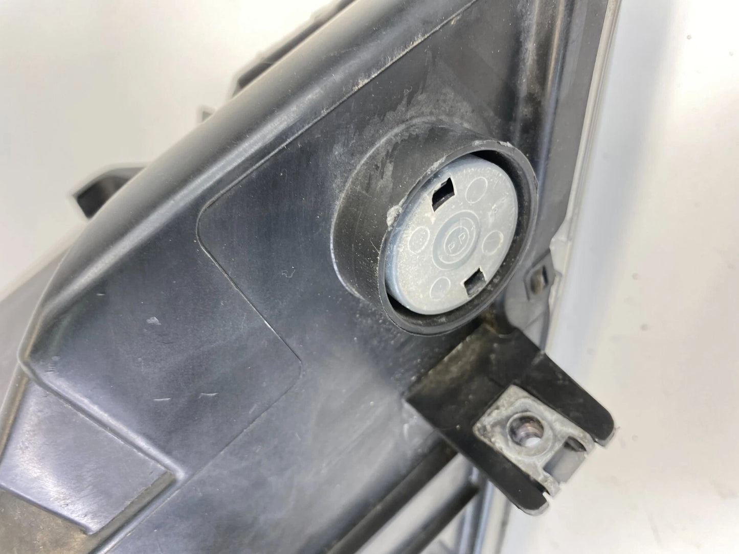 2009-2012 BMW 328I 328I XDRIVE LEFT DRIVER HEADLIGHT HEADLAMP 7-202-577 OEM