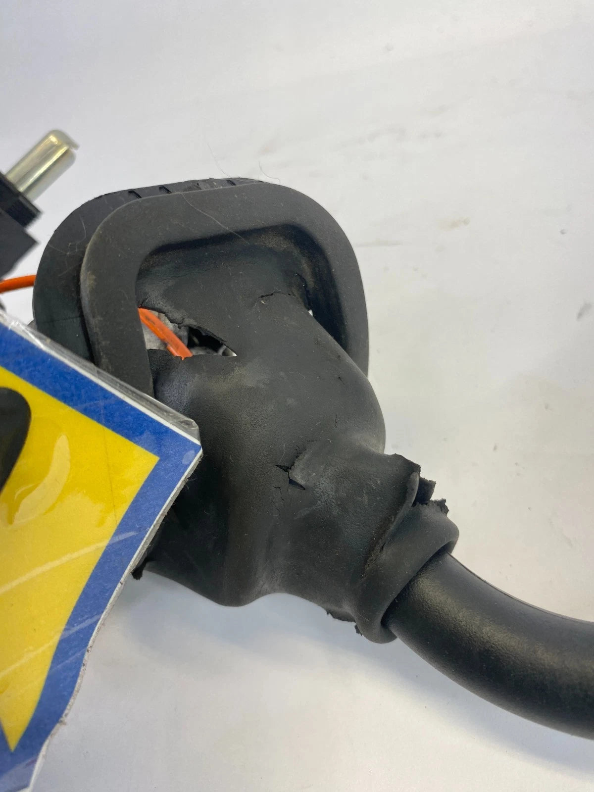 2003-2006 CHEVROLET TAHOE STEERING COLUMN GEAR SHIFTER LEVER HANDLE OEM