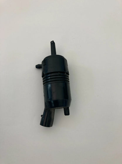 200-2007 BUICK RENDEZVOUS 3.5L WINDSHIELD WASHER WIPER FLUID PUMP ASSEMBLY OEM