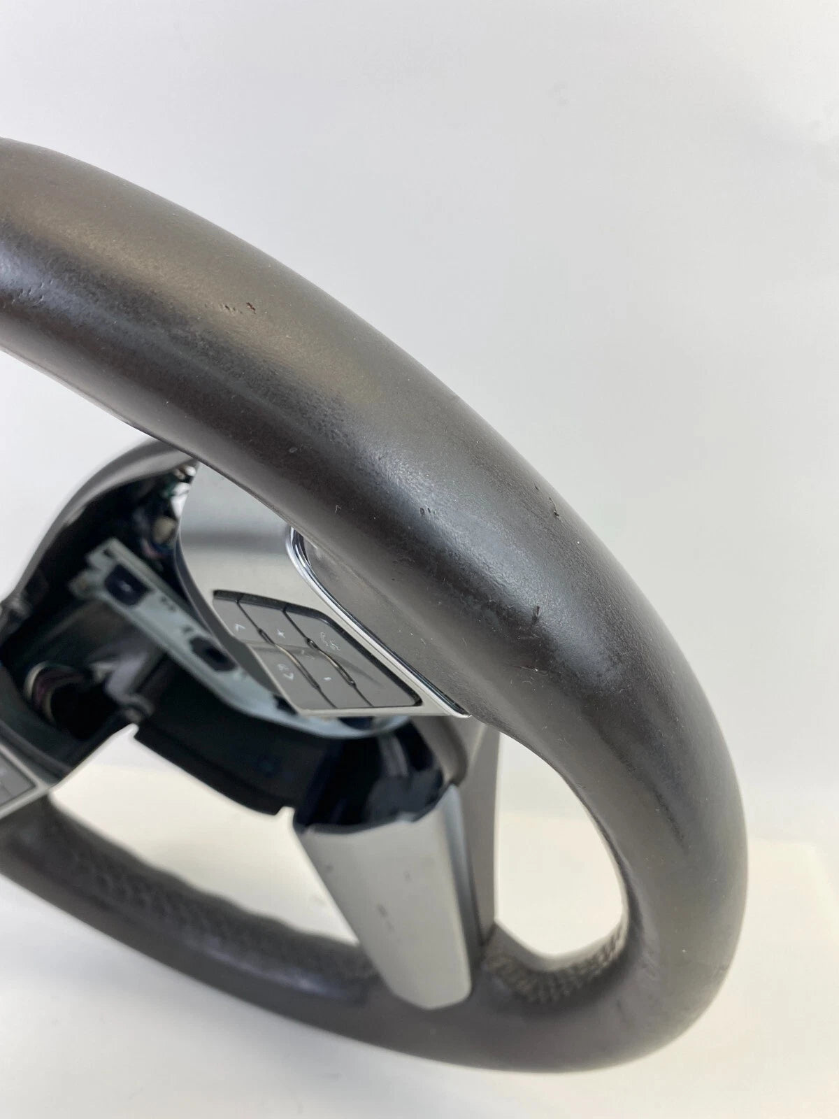 09-14 CADILLAC CTS STEERING WHEEL W/ AUDIO CONTROL SWITCHES COCOA 25993793 OEM