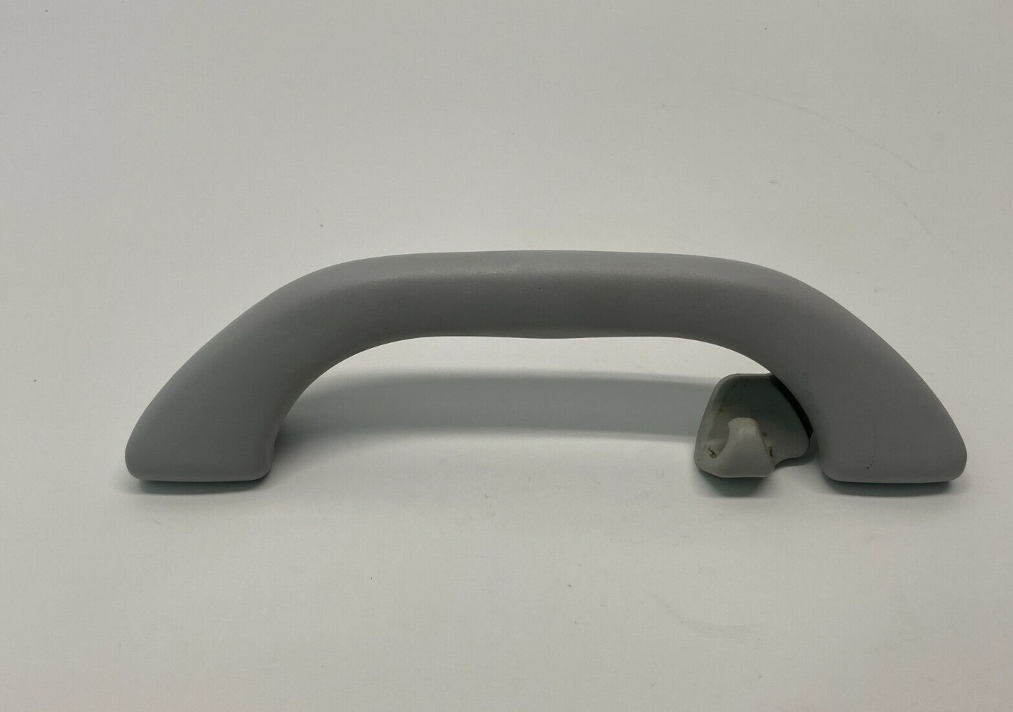 2001-2003 Volkswagen Passat Rear Left Side Roof Grab Grip Handle 3B0857607C OEM