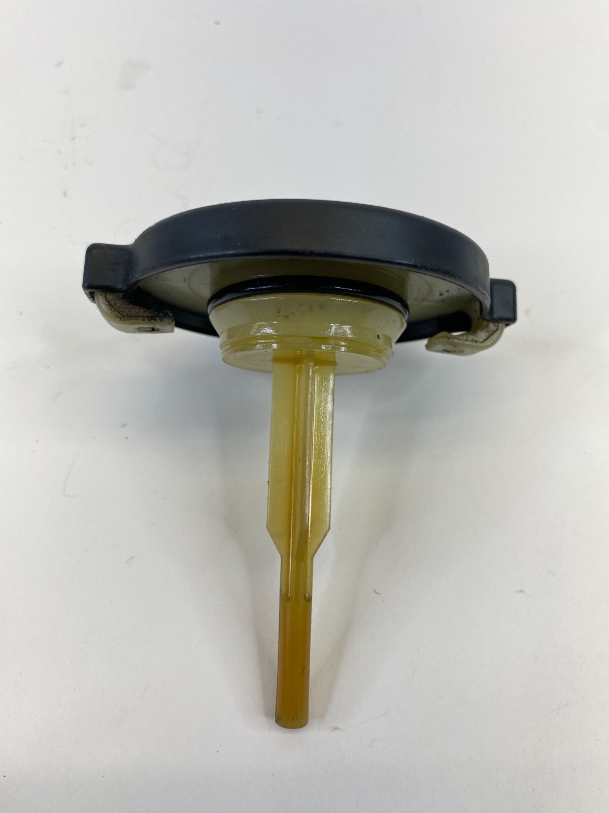 2004-2008 Toyota Solara Power Steering Fluid Reservoir Tank Cap Lid Cover