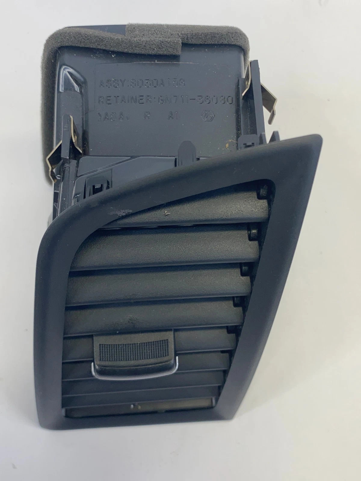 11-19 MITSUBISHI OUTLANDER SPORT DASH RIGHT SIDE OUTER SIDE A/C AIR VENT GRILLE
